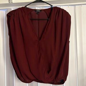 [Express] Shoulder Padded top